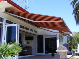 CUSTOM AWNINGS 