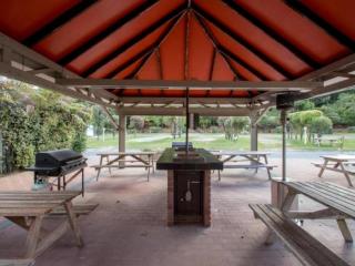 BBQ COMPLEX 