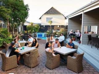 OUTDOOR COMLEX 