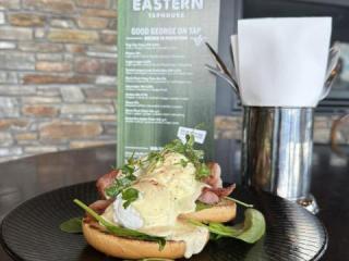 Eggs Benedict