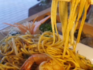 DELICIOUS FOOD