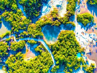 NATURAL GEOTHERMAL LANDSCAPE 