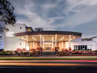 ARAWA PARK HOTEL ACCOMMODATION