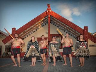 MAORI PERFORMANCE 