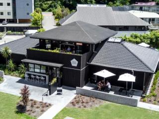 TERRACE KITCHEN