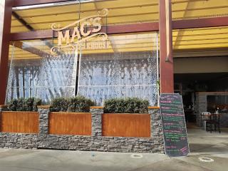 MAC'S STEAKHOUSE 