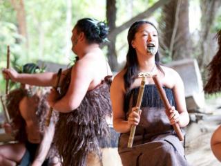 MAORI TRADITION 