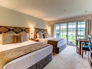 LUXURY ACCOMMODATION