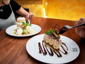 LOVELY DESERTS 