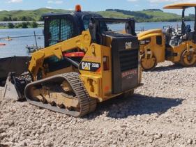 DIGGER & BOBCAT HIRE