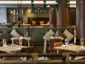 LUXURY DINING 