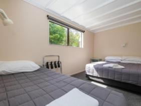 ACCOMMODATION 