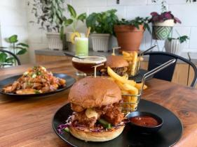 DELICIOUS FOOD 