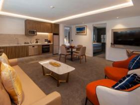 LUXURY ACCOMMODATION