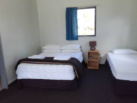 HOLIDAY PARK 